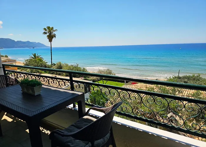 Corfu 25 * غليفادا