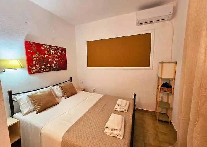 Corfu 25 * غليفادا